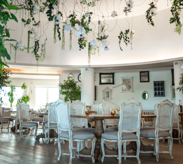 Hanging Garden Dining by Meltemi Studio, Greece — FRA Winner, FRA Awards 2025